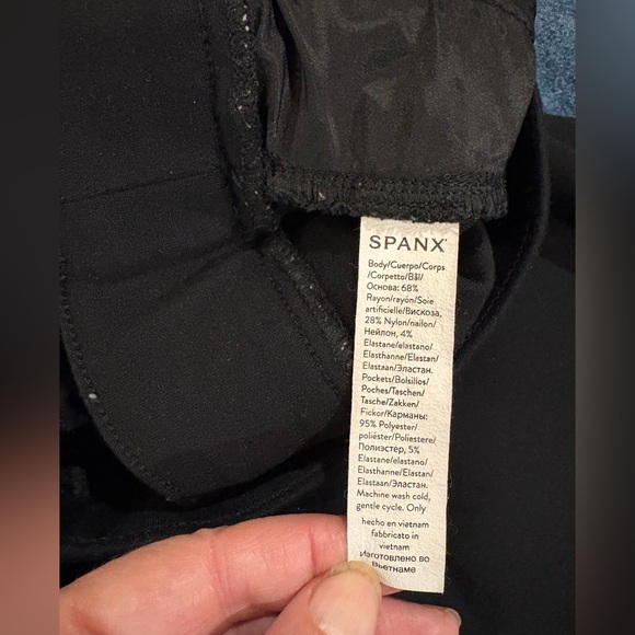 Spanx The Perfect Pant Wide Leg ponte pants sz M petite BLACK - Picture 6 of 8